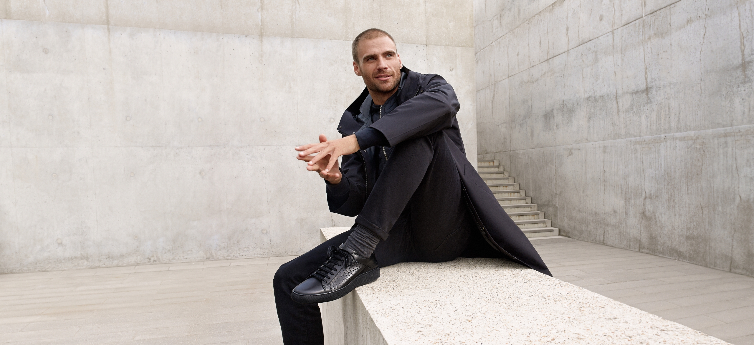 Russell & Bromley