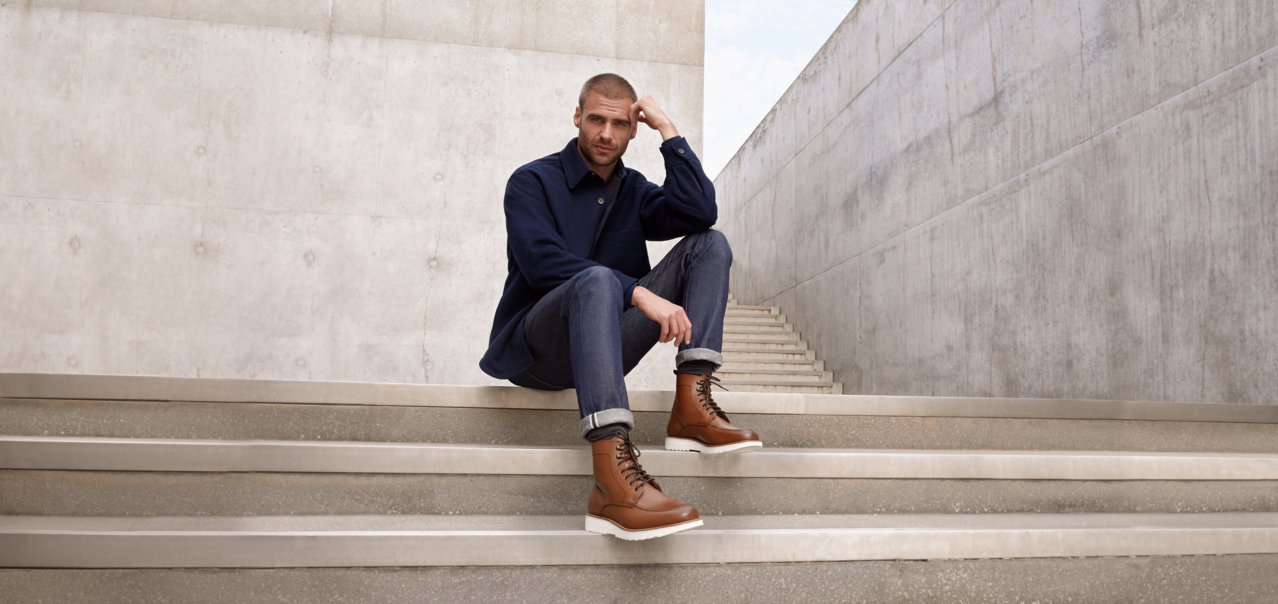 Russell & Bromley