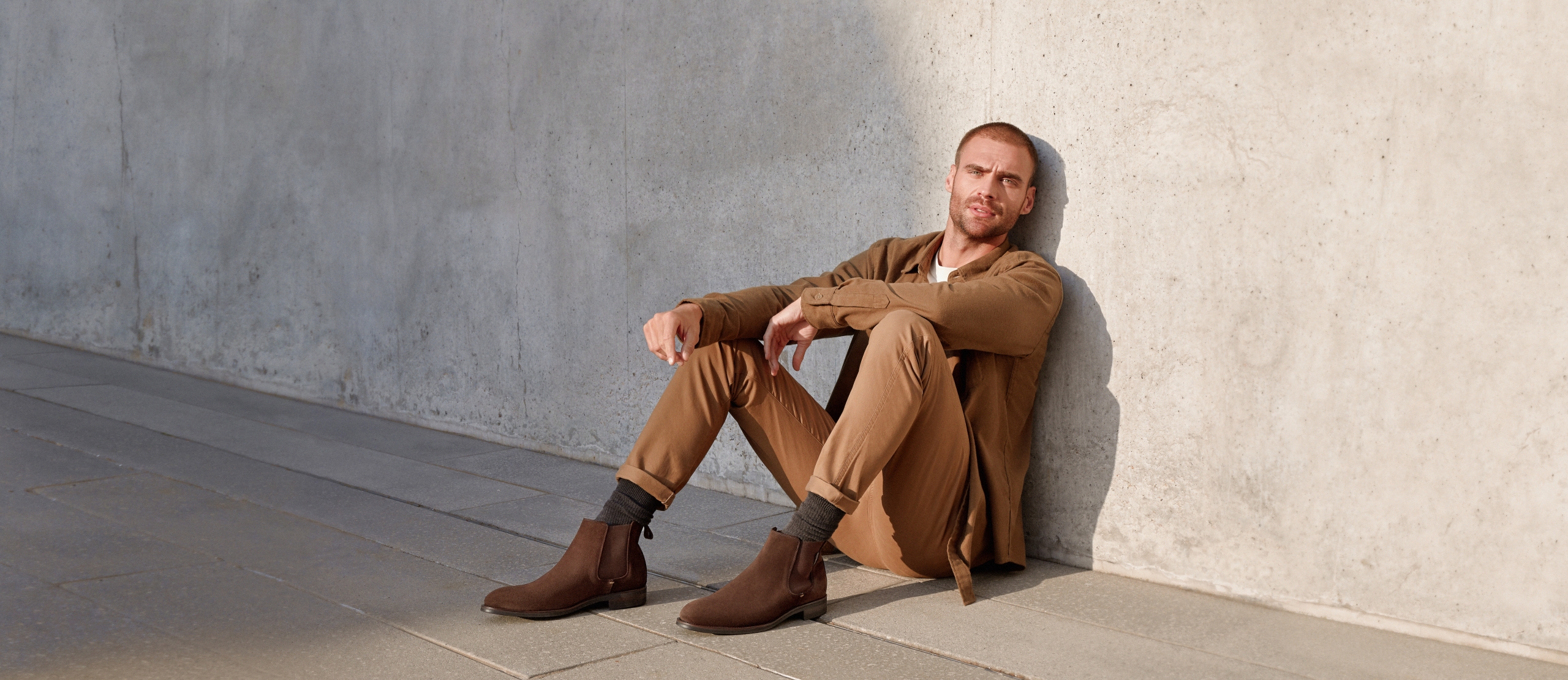 Russell & Bromley