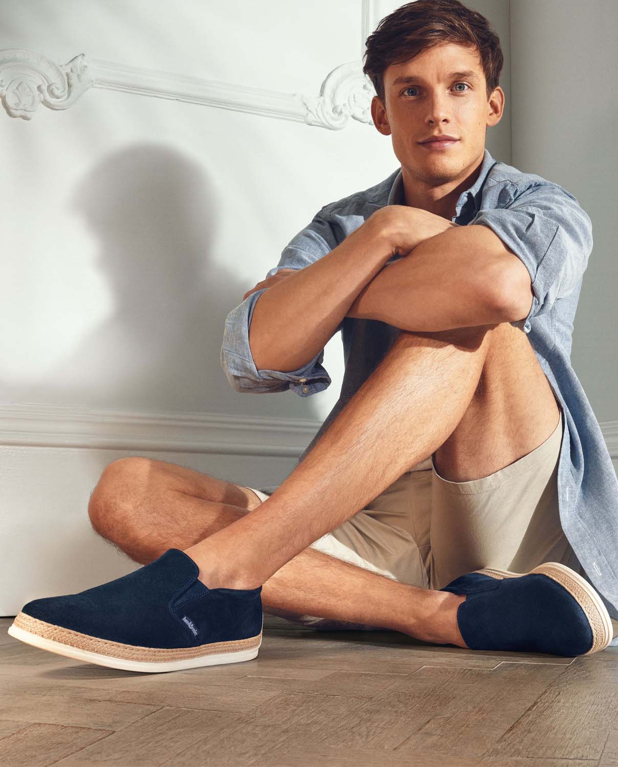 Russell and Bromley SS19