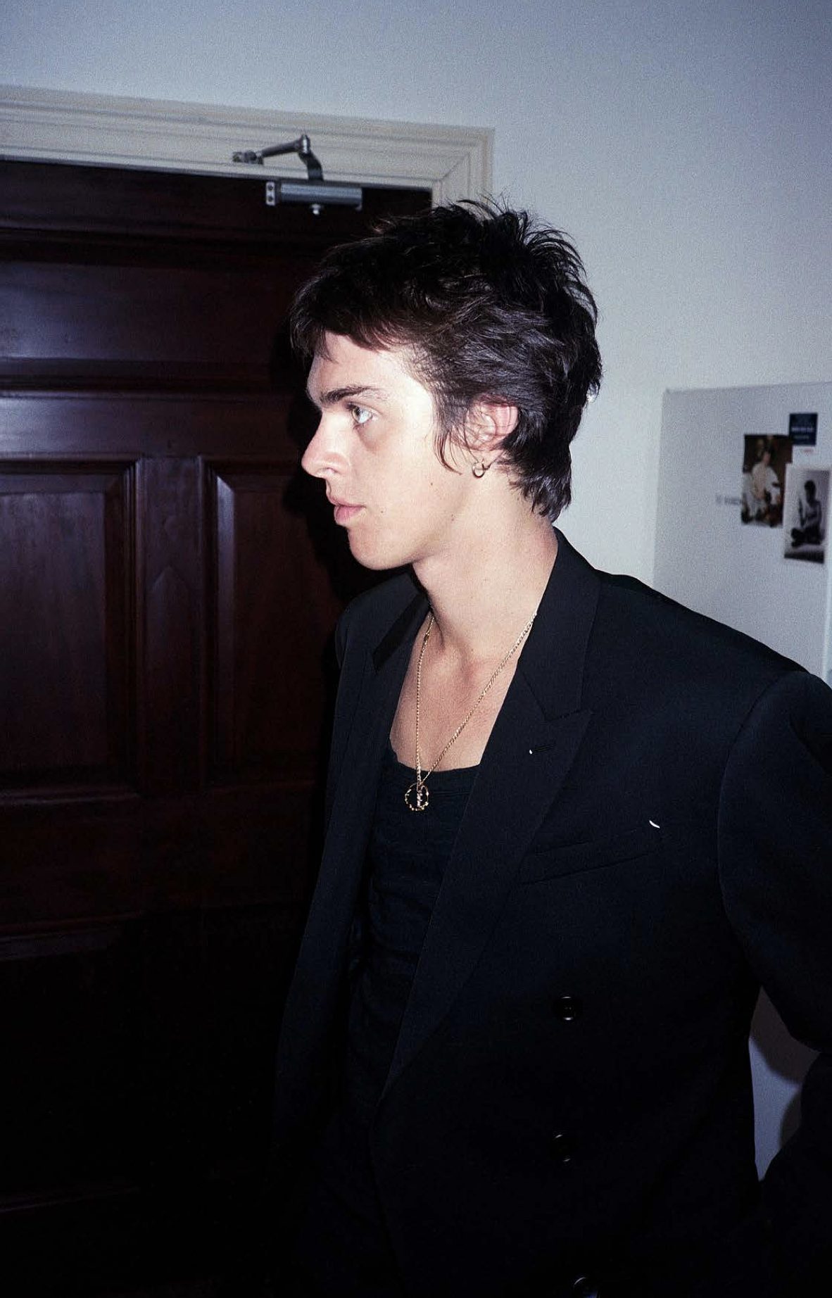 Earl Cave | Behind the Blinds