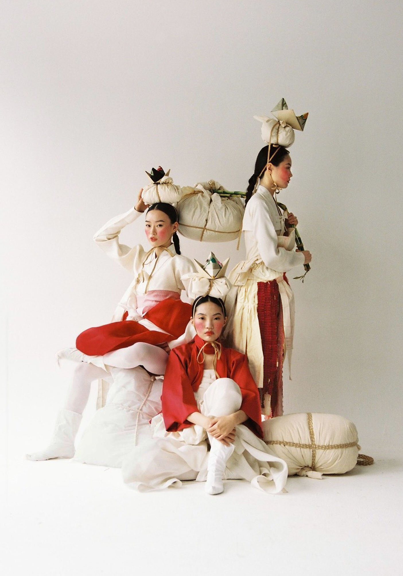 Wonderland | Sisters