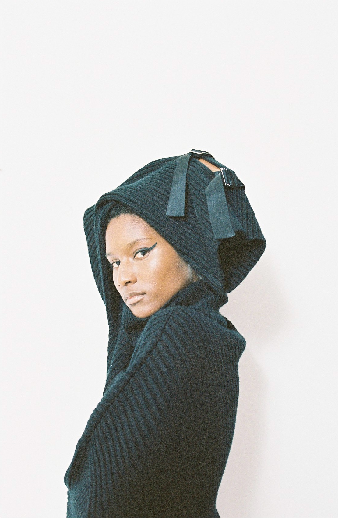 Aurelie | ALVAR MAGAZINE