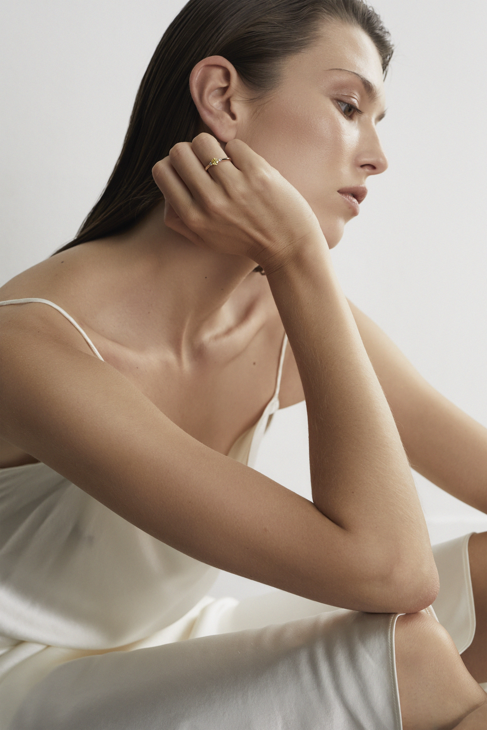 Carat | Well Curated