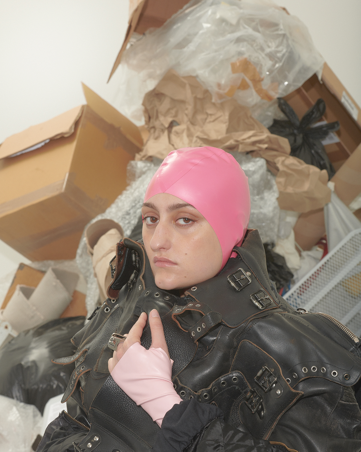 OFFICE MAGAZINE | SHE COMMODITY