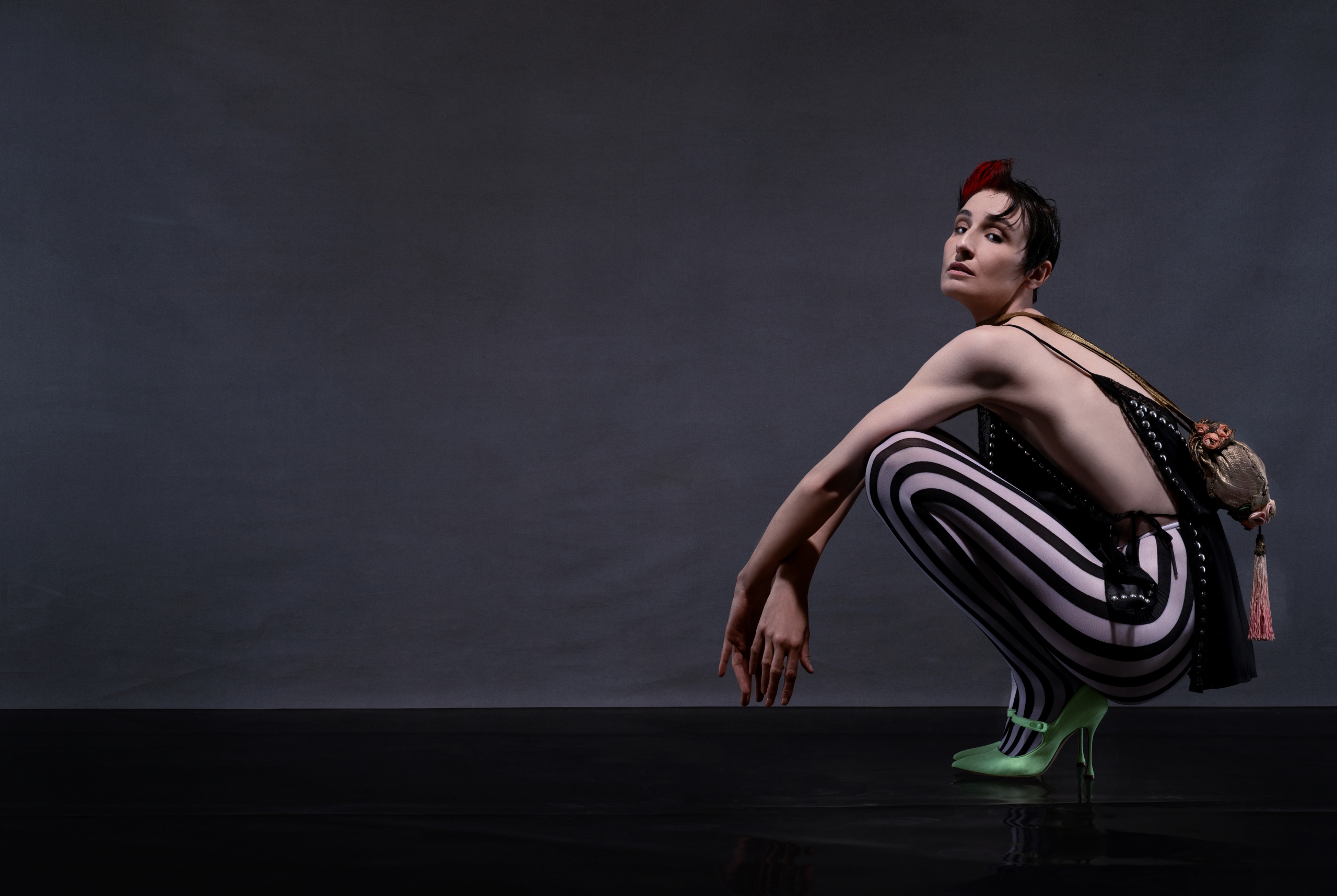 L’Officiel Italia | Erin O’Connor