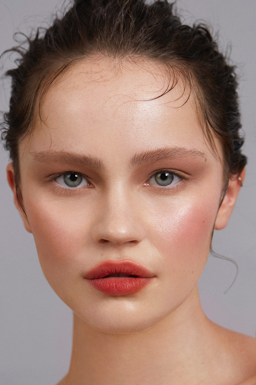 GLASS MAGAZINE | ELEMENTS ON SKIN