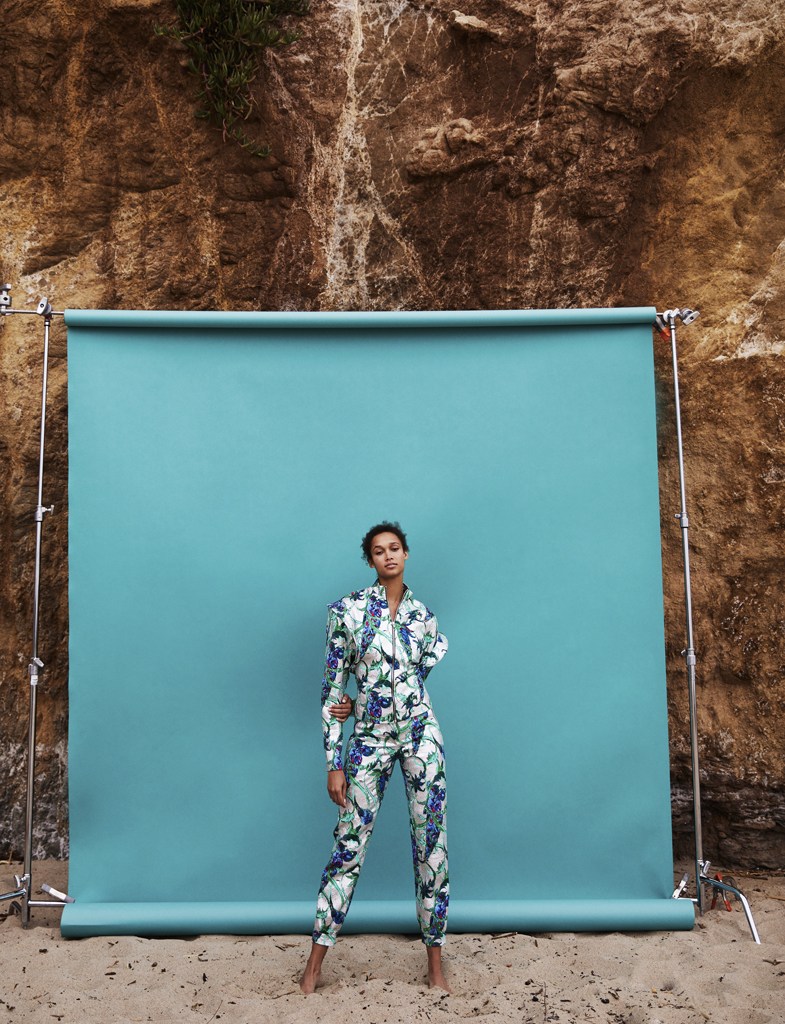 On the Rocks | Wallette Watson