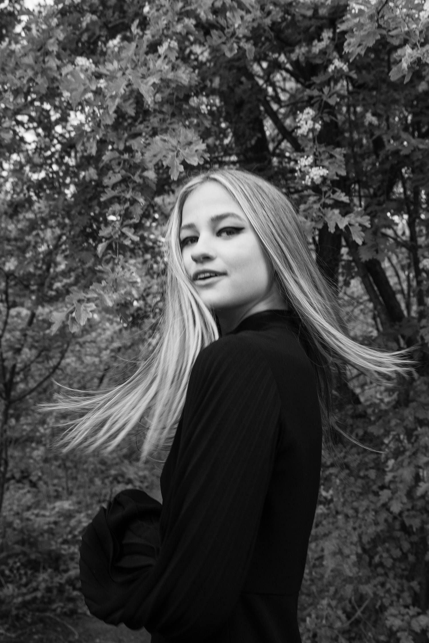 COOL AMERICA X ISSY KNOPLER