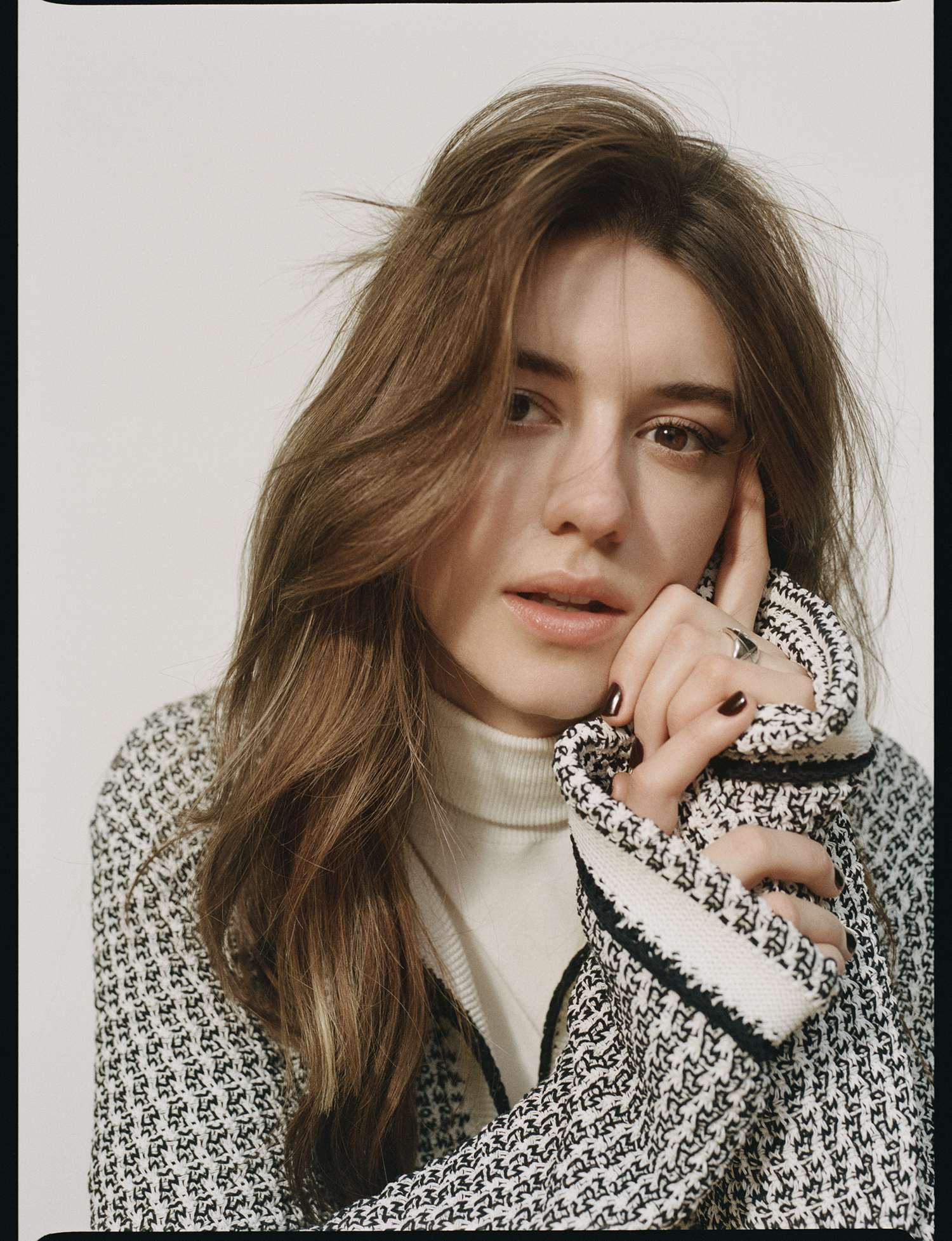 WONDERLAND | DAISY EDGAR JONES