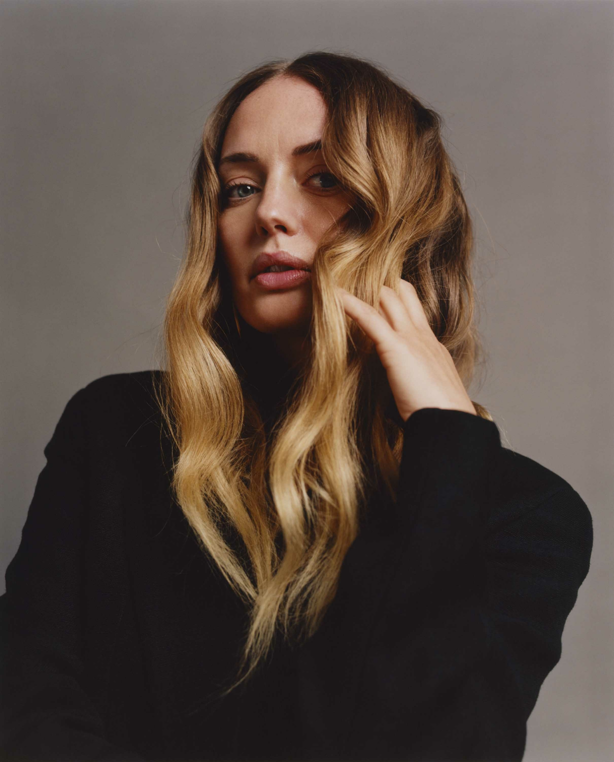 Laura Haddock | 1883 Magazine