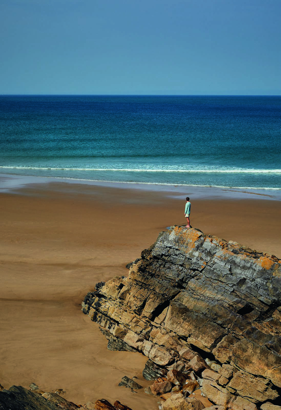 WELL CURATED | WELL TRAVELLED | JAMES AIKEN