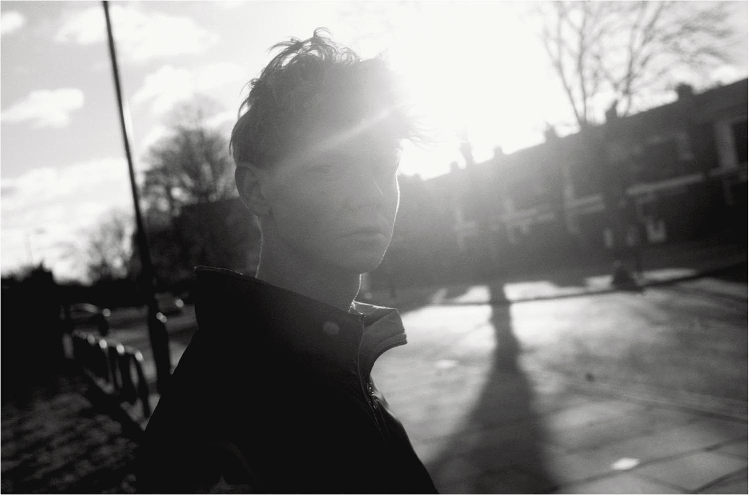 BEHIND THE BLINDS X Thomas Brodie Sangster