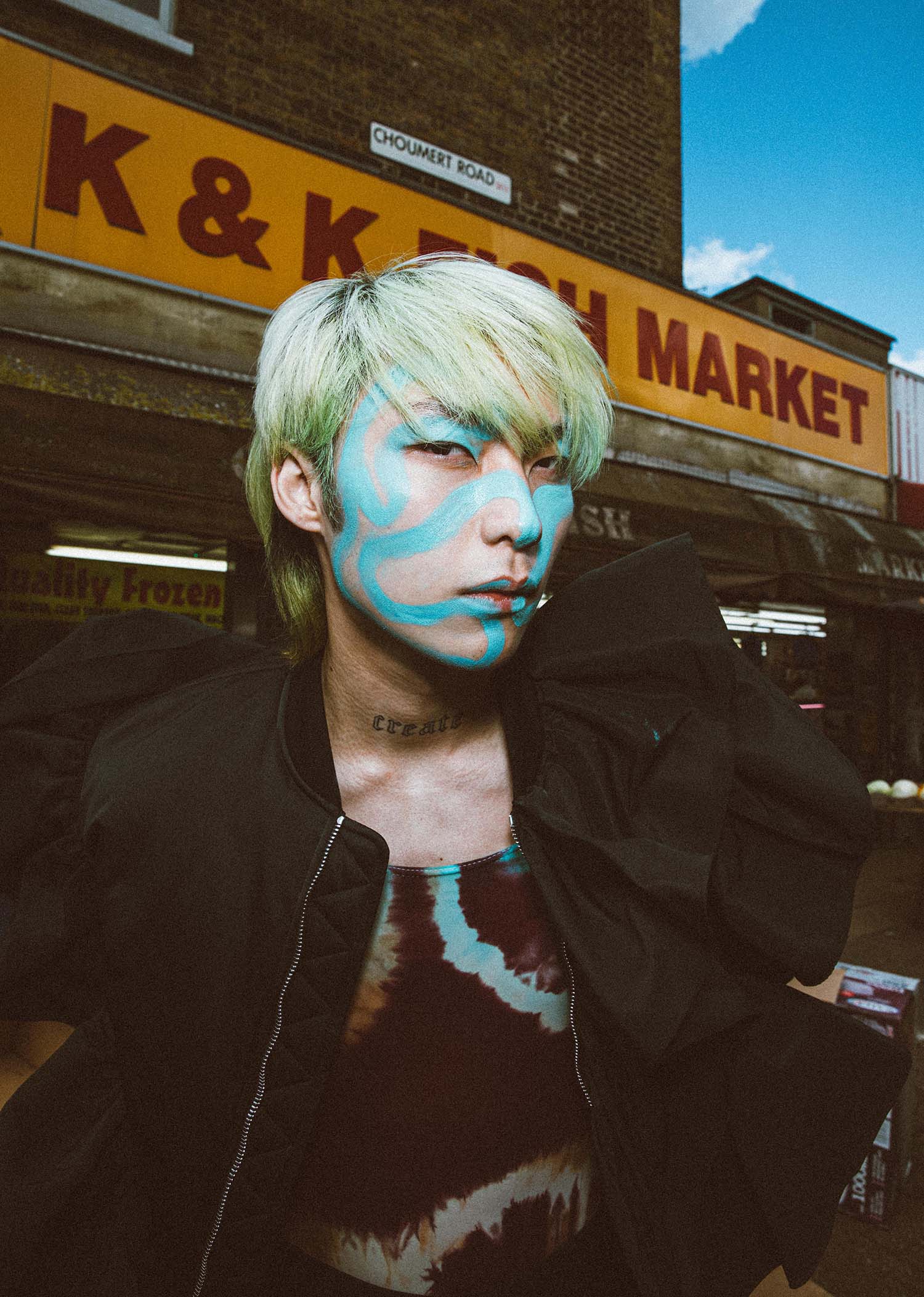PAPER MAGAZINE