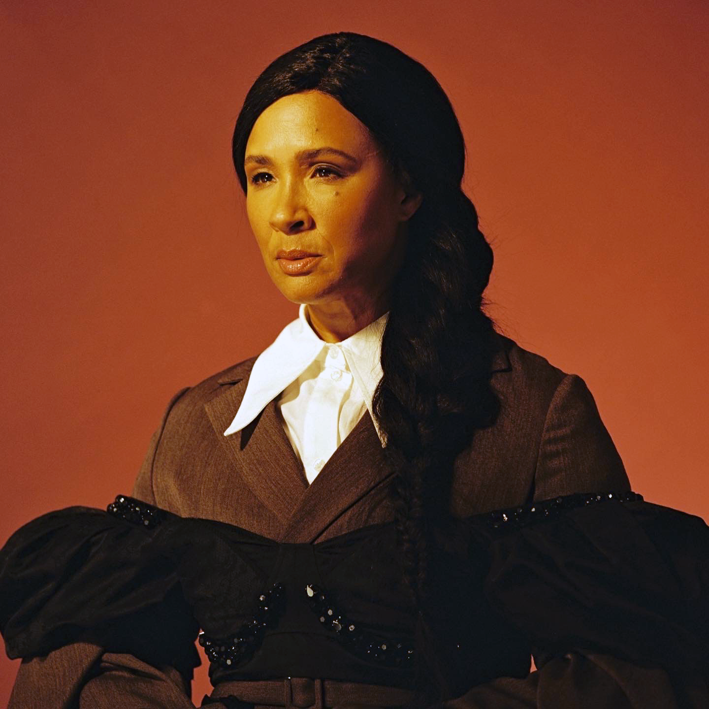 GOLDA ROSHEUVEL