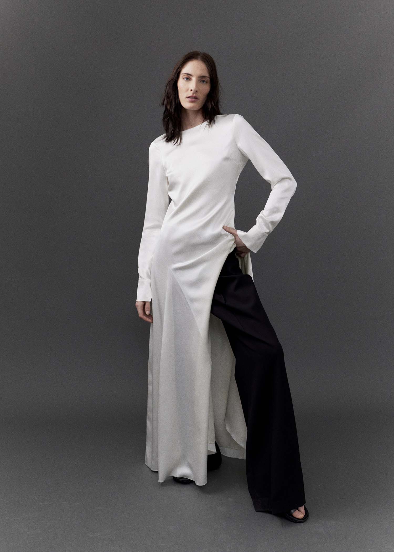 WELL CURATED | in the moment