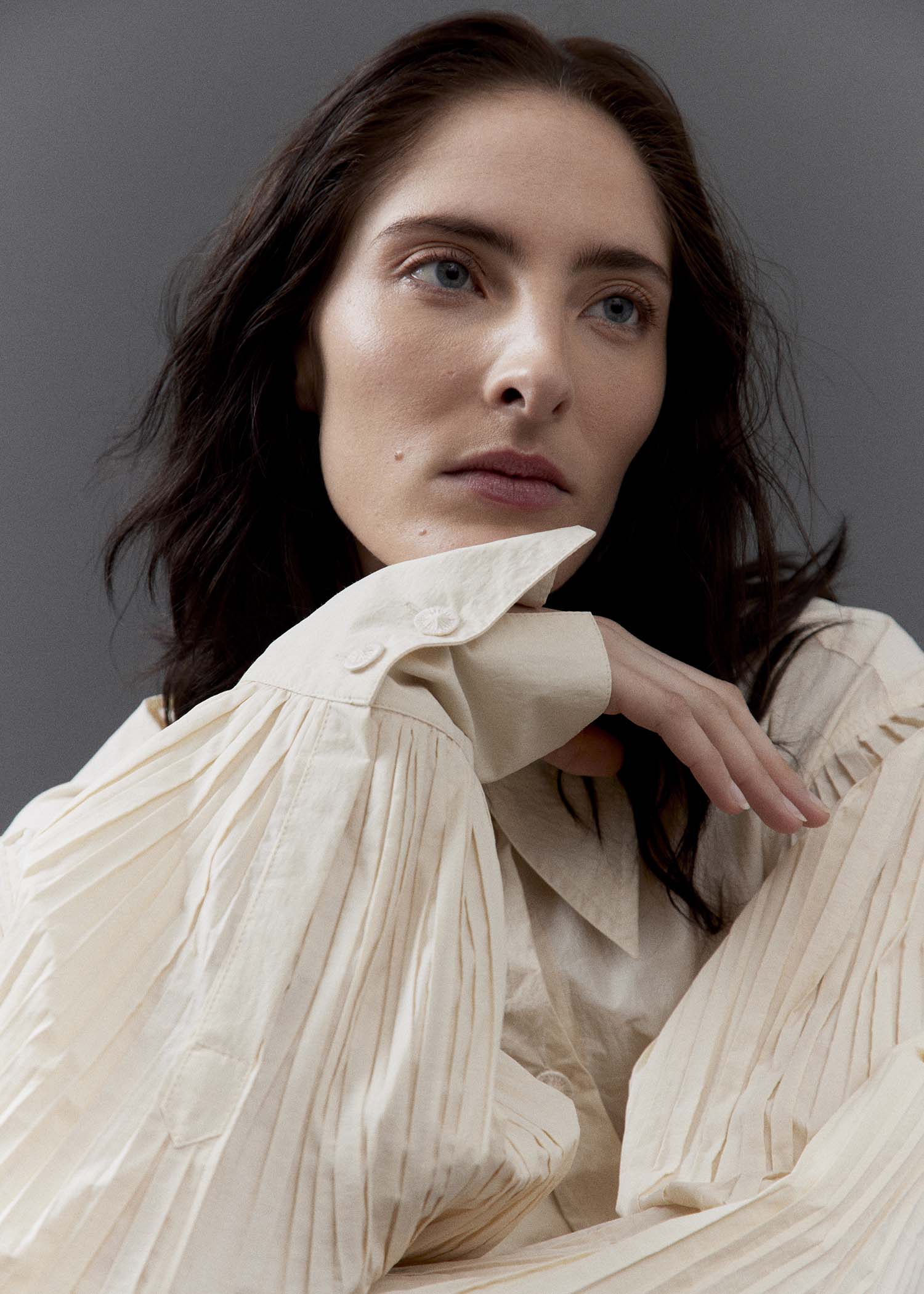 WELL CURATED | in the moment