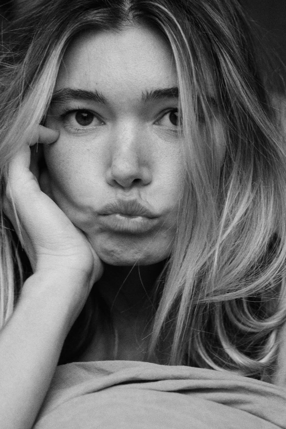 Ford Transit Series – Lily Jean