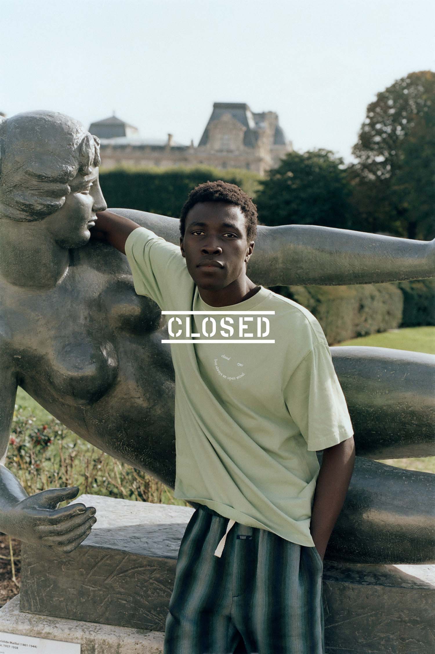 CLOSED | PARIS