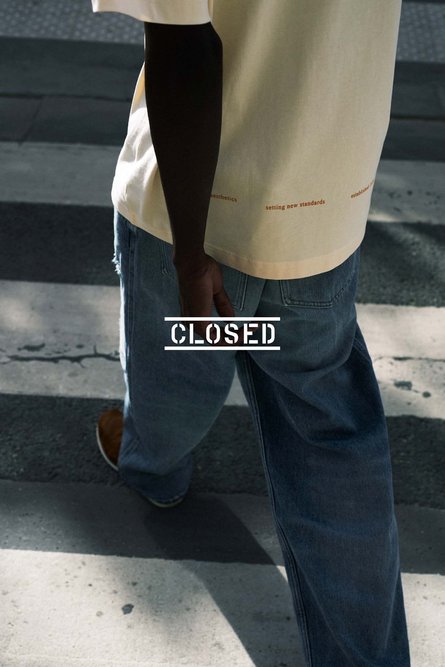 CLOSED | PARIS