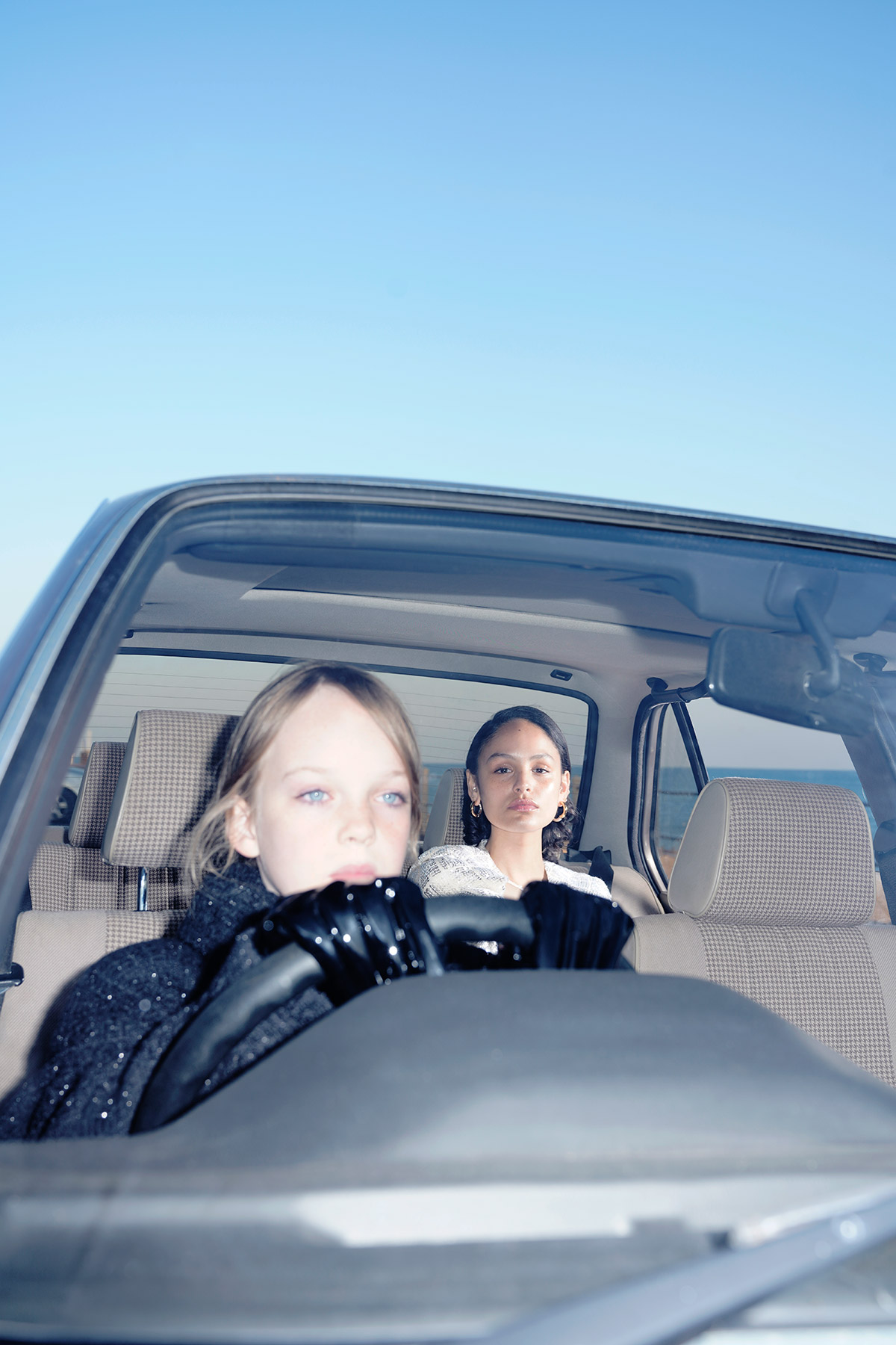 Tank | Foreground Attraction