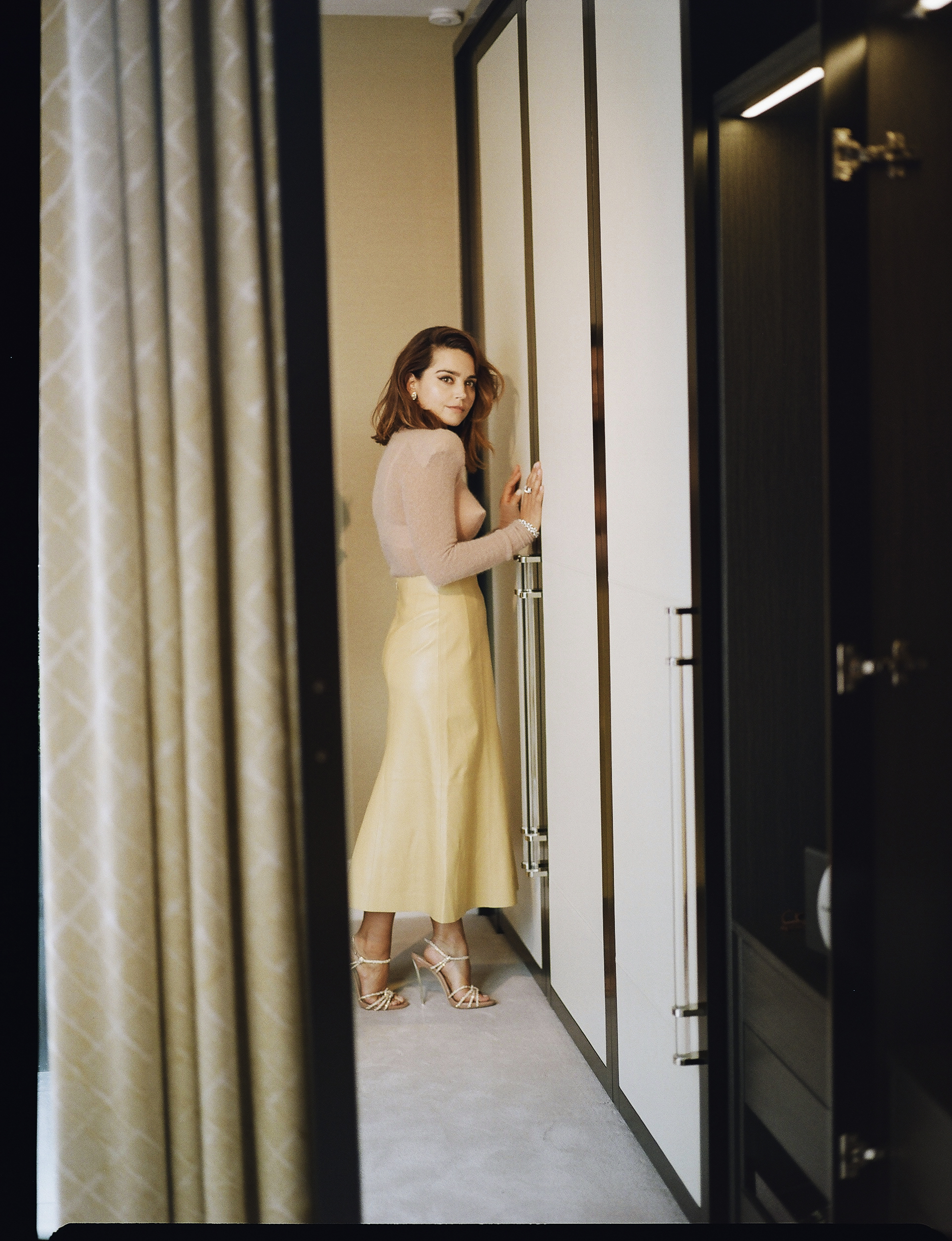 Jenna Coleman | AMAZING MAGAZINE