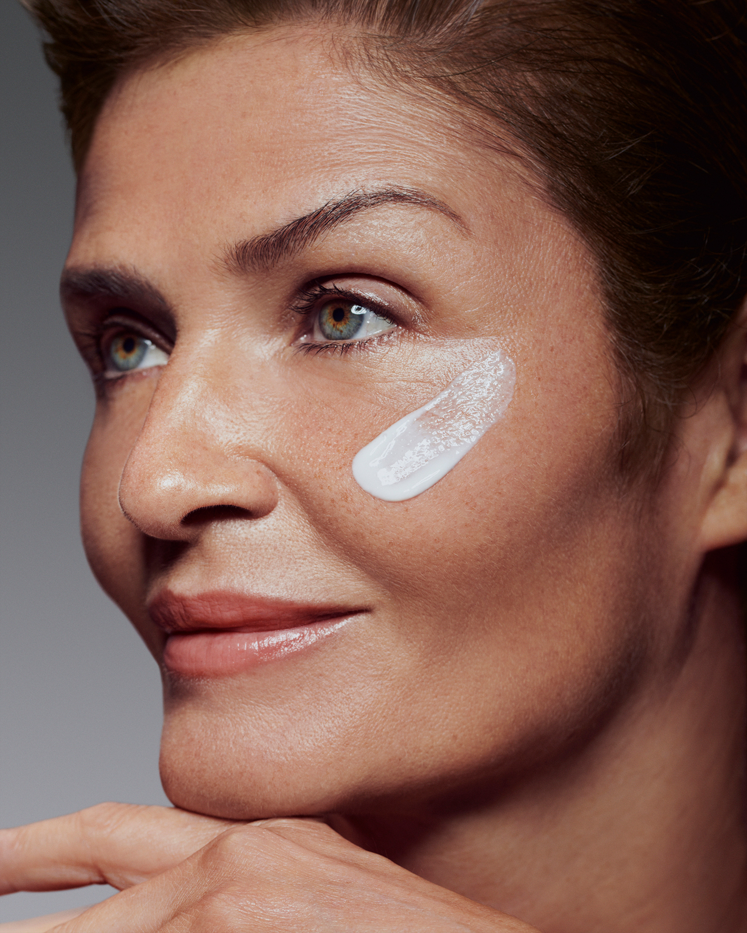 CELLULAR GOODS | HELENA CHRISTENSEN