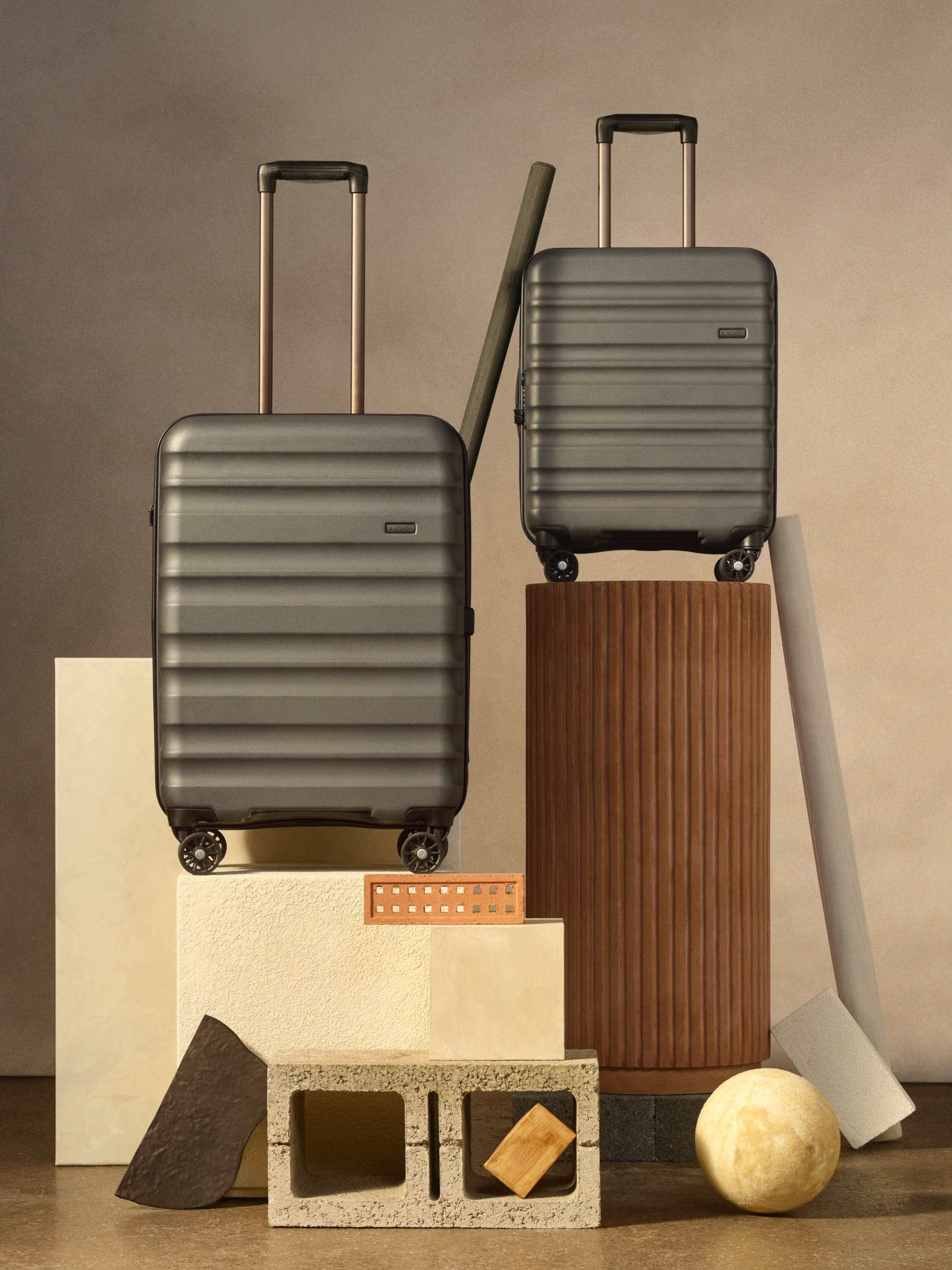 ANTLER LUGGAGE