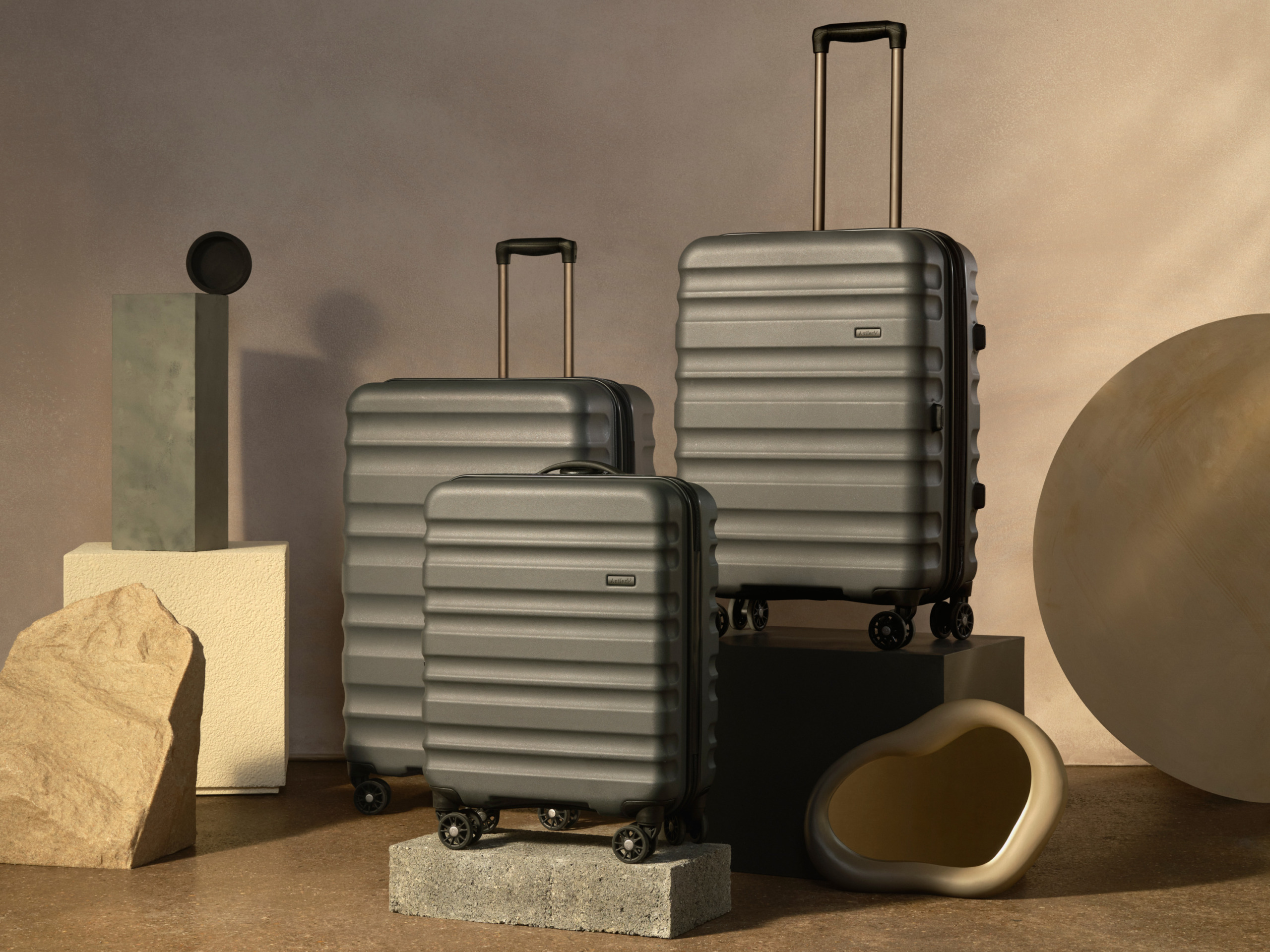 ANTLER LUGGAGE