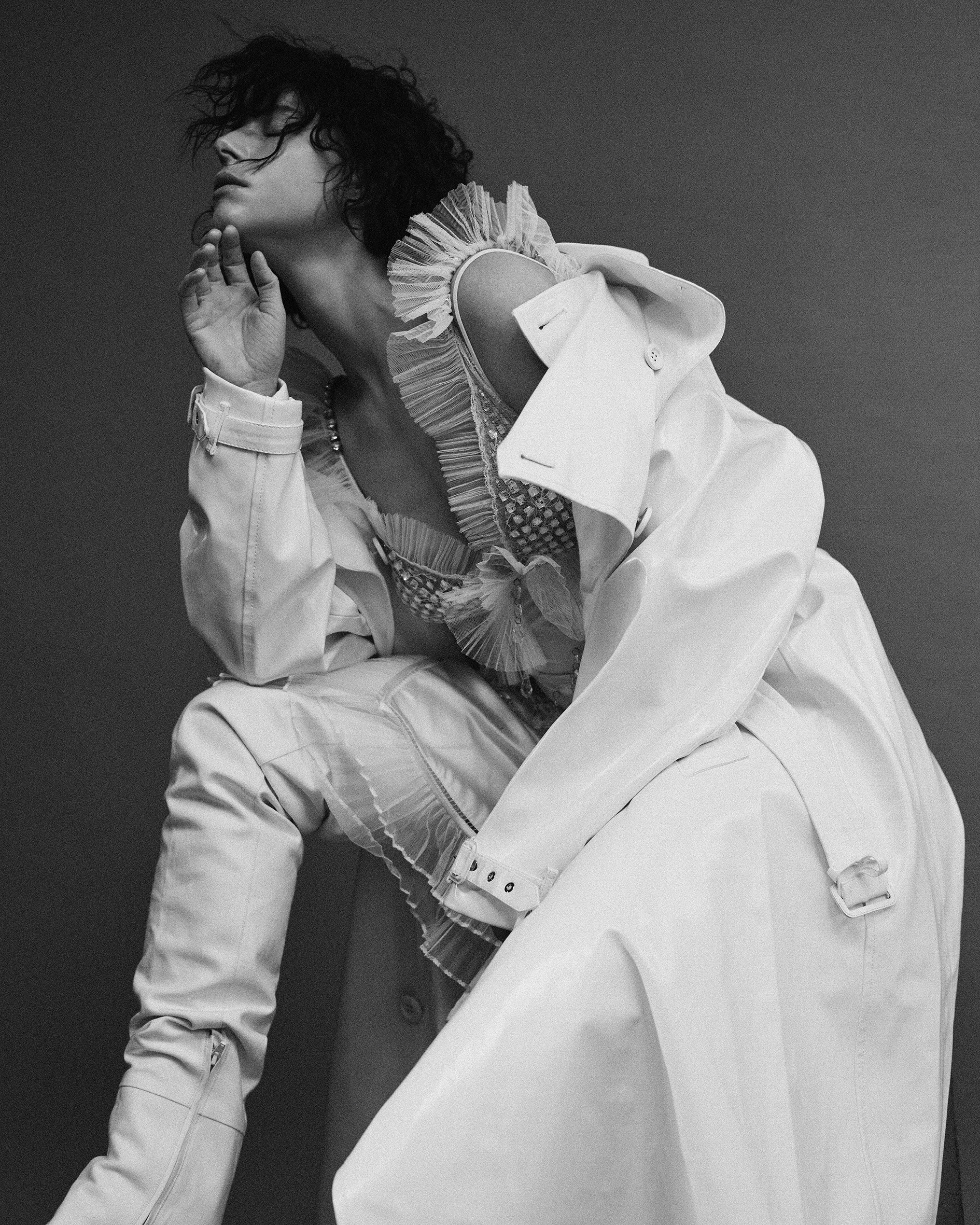 Flaunt | Jessie Buckley