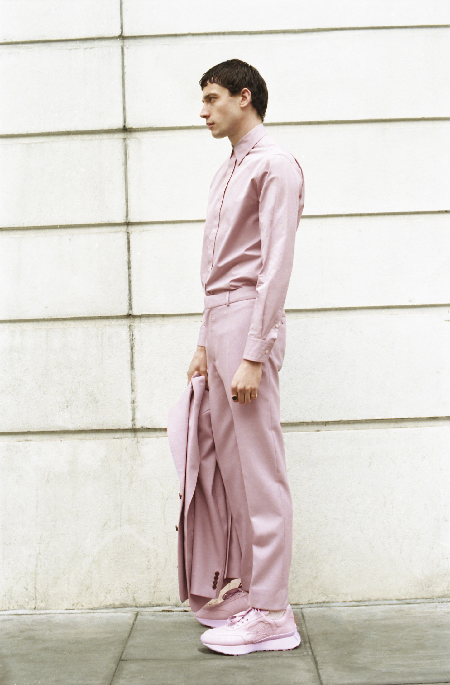 Visual Tales | Guy Remmers | Fashion | One Represents
