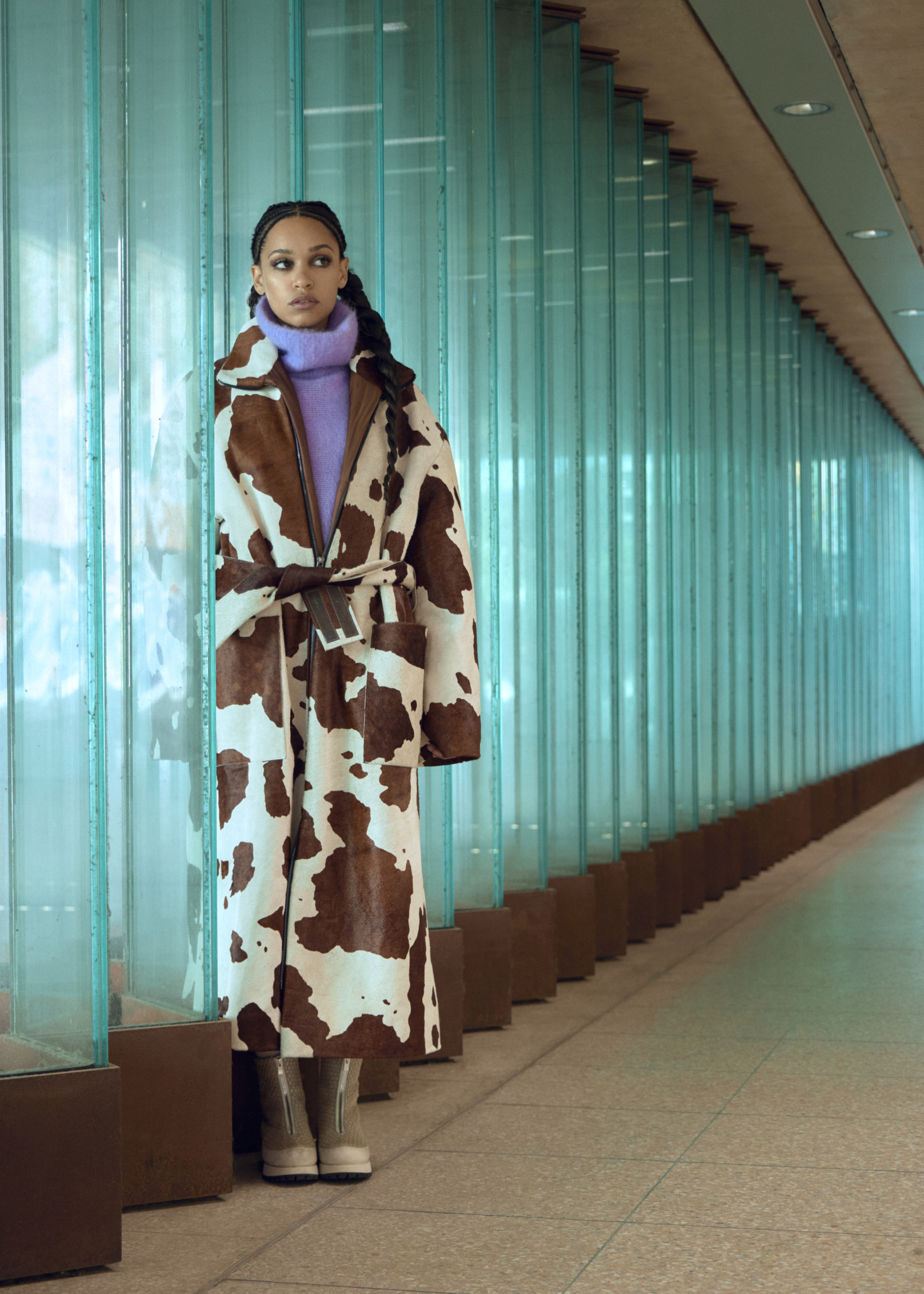 Vingt Sept | Izzy Bizu