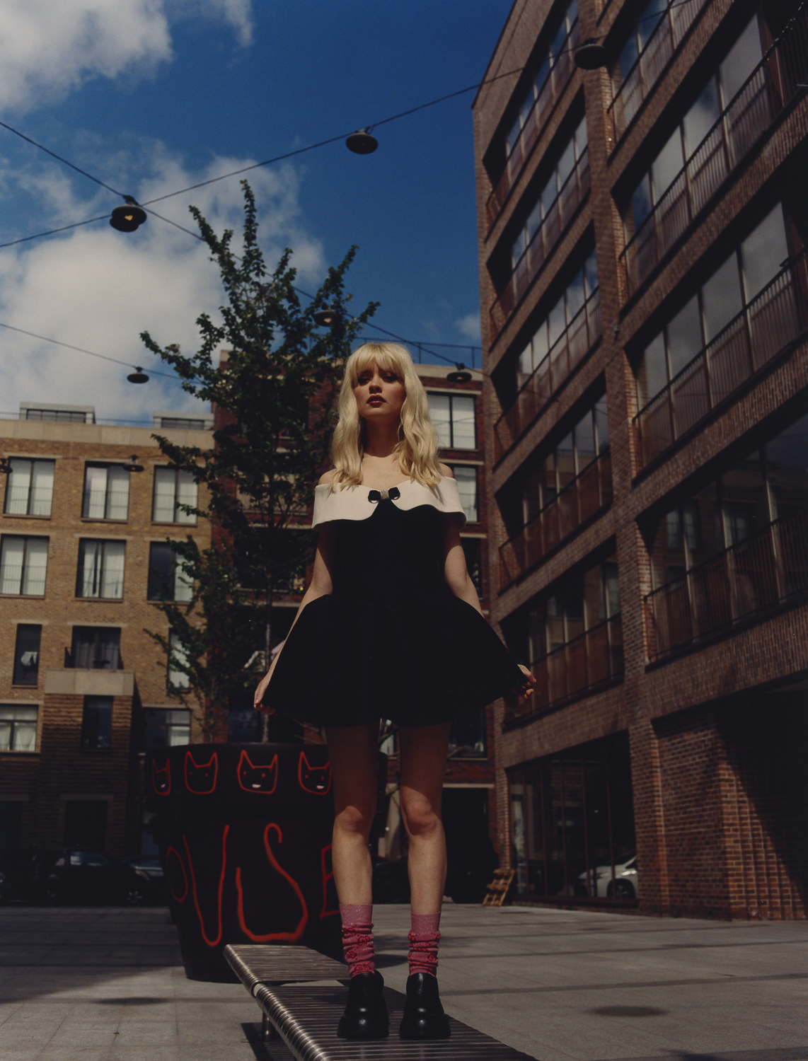 Wonderland | Maisie Peters