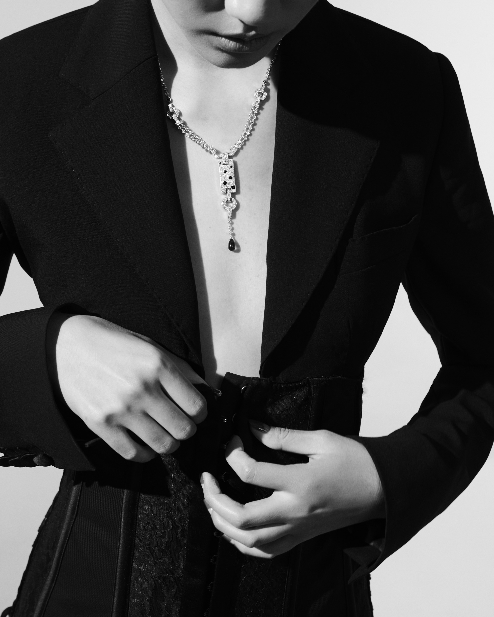 Grazia | Light & Shade