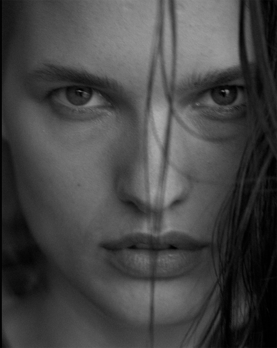 massimo Dutti | Julia van os