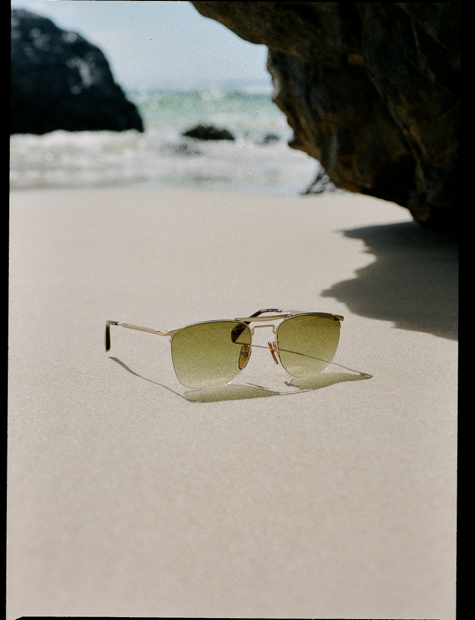 DB EYEWEAR