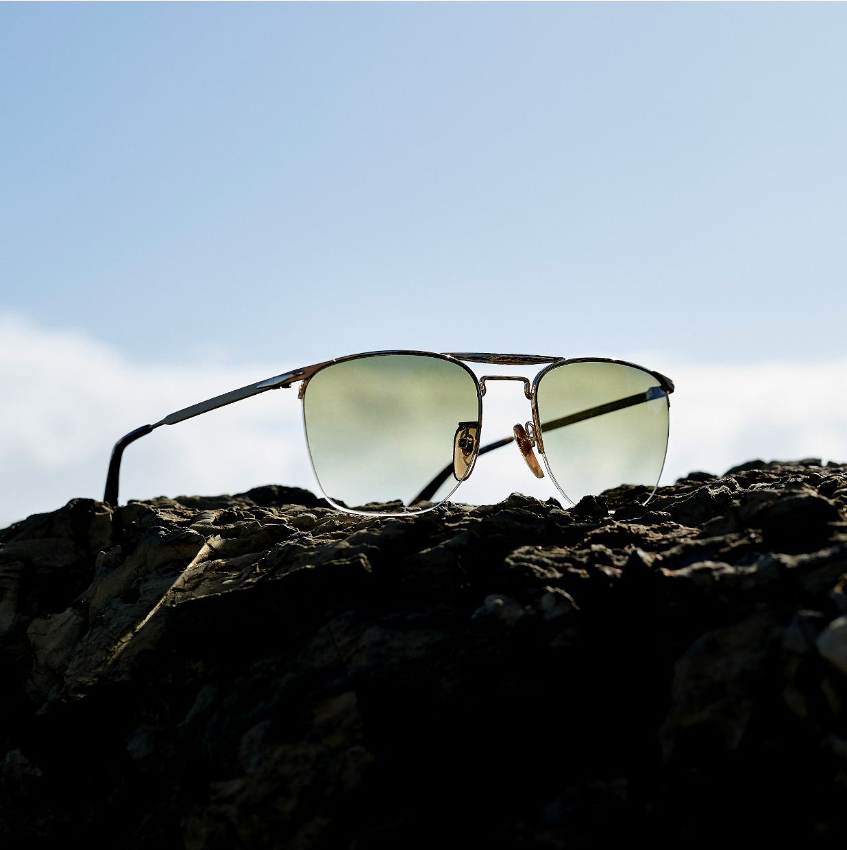 DB EYEWEAR
