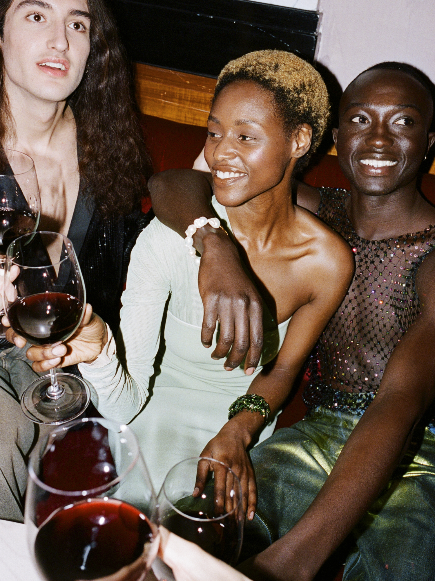 COSTUME | PARTY PEOPLE