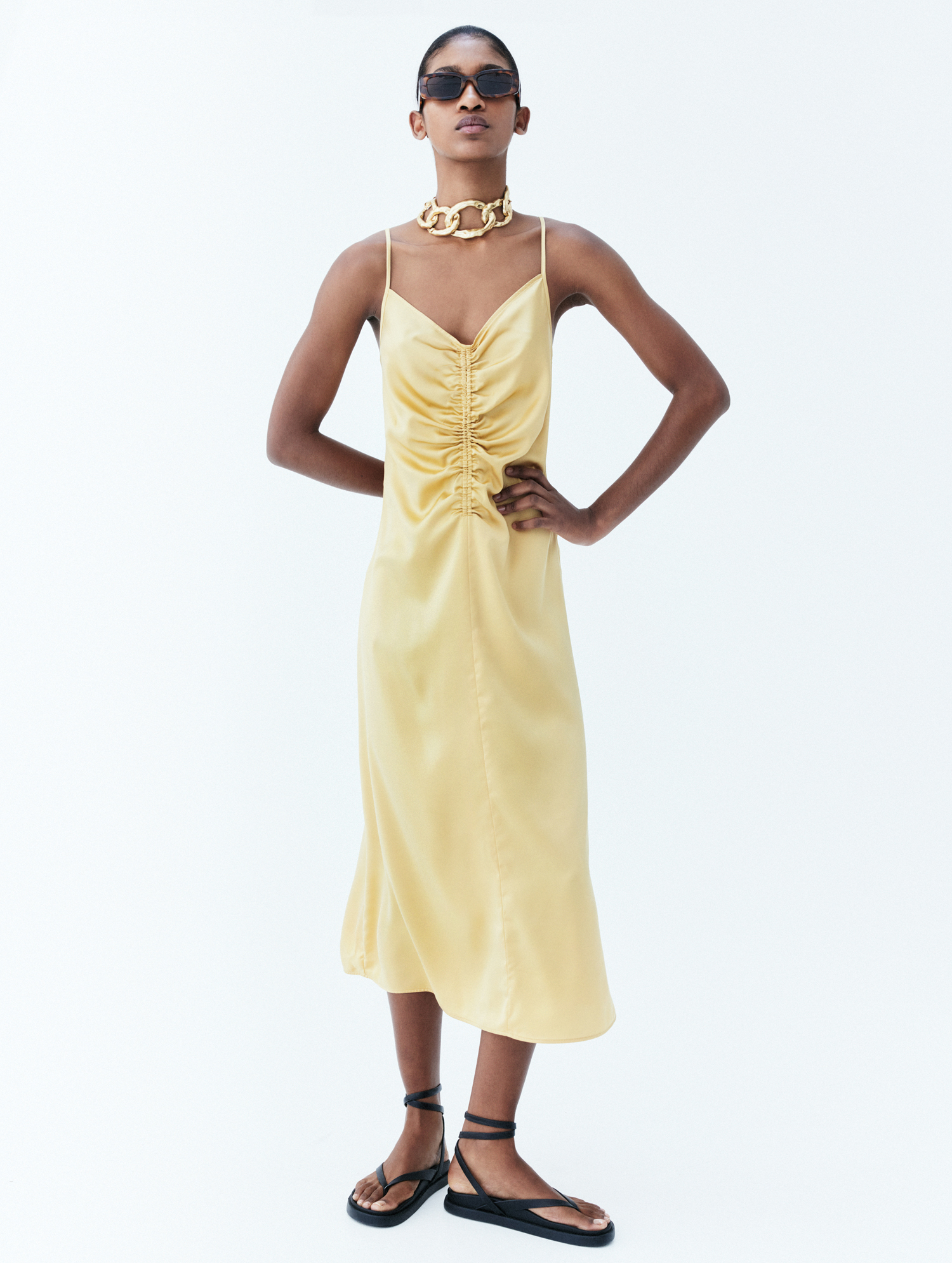 H&M