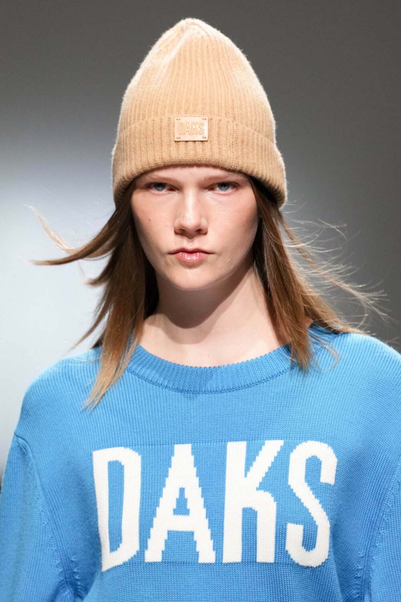 Daks