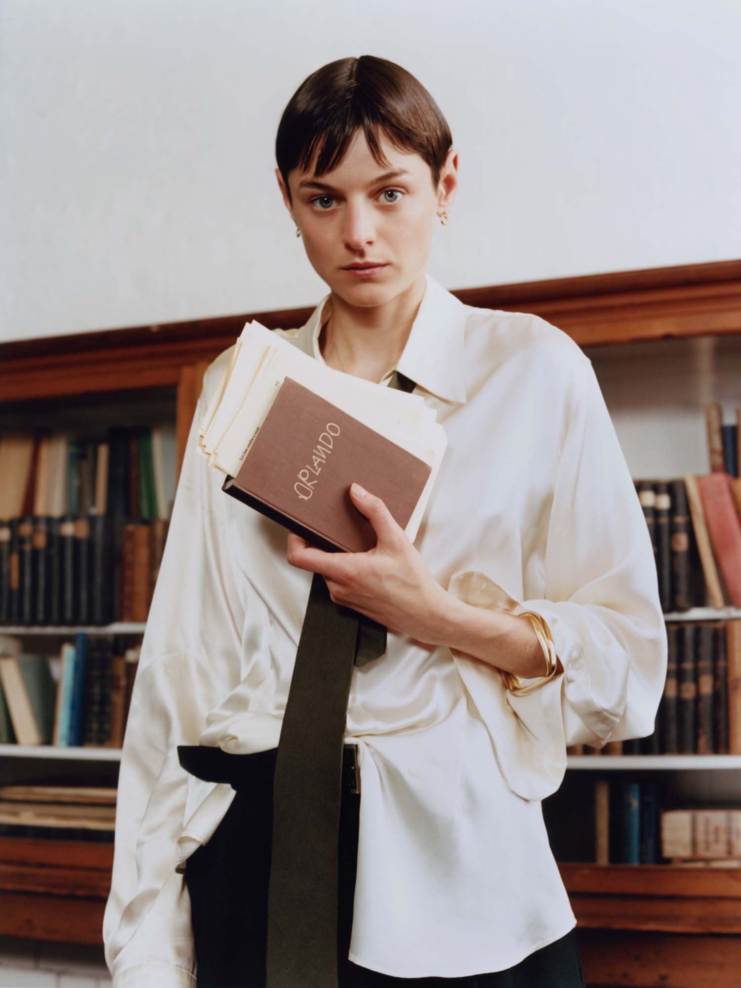 Modern Weekly Style | Emma Corrin