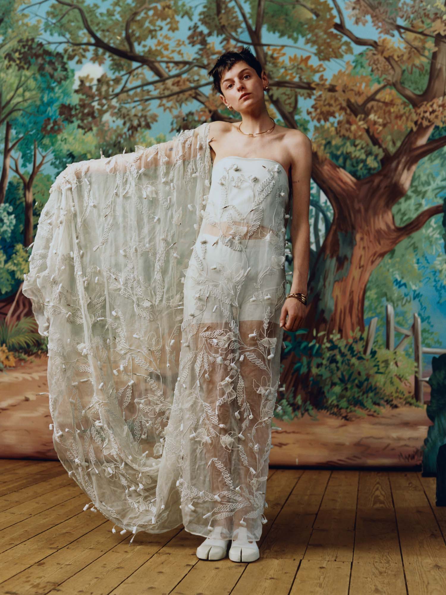 Modern Weekly Style | Emma Corrin