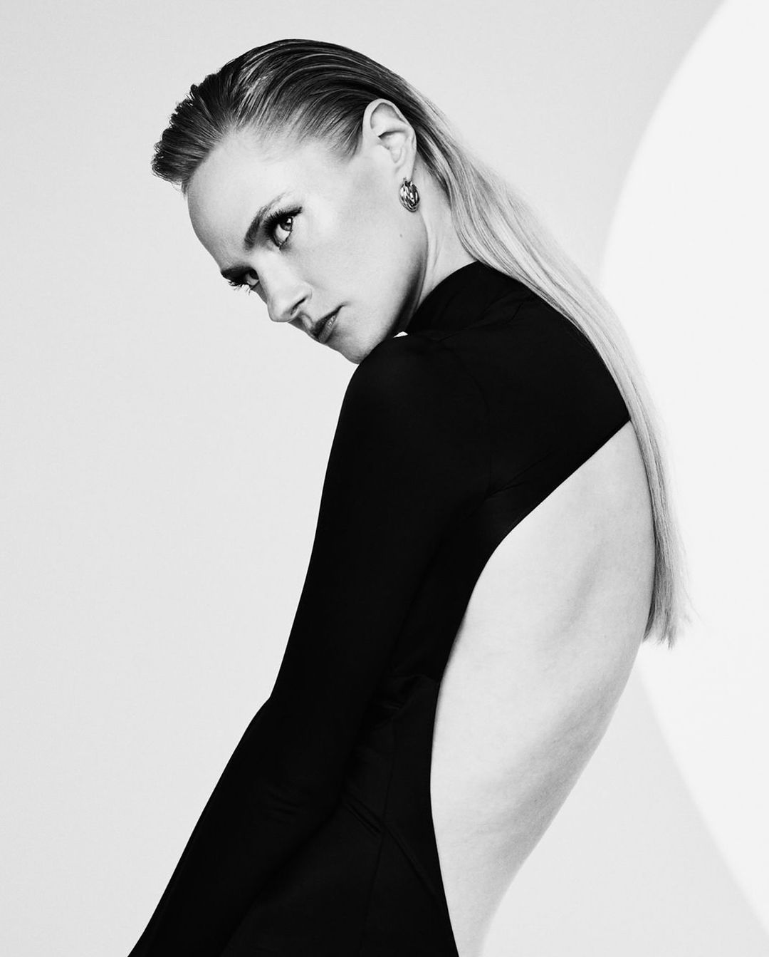 Schön! Magazine | Jessica Madsen