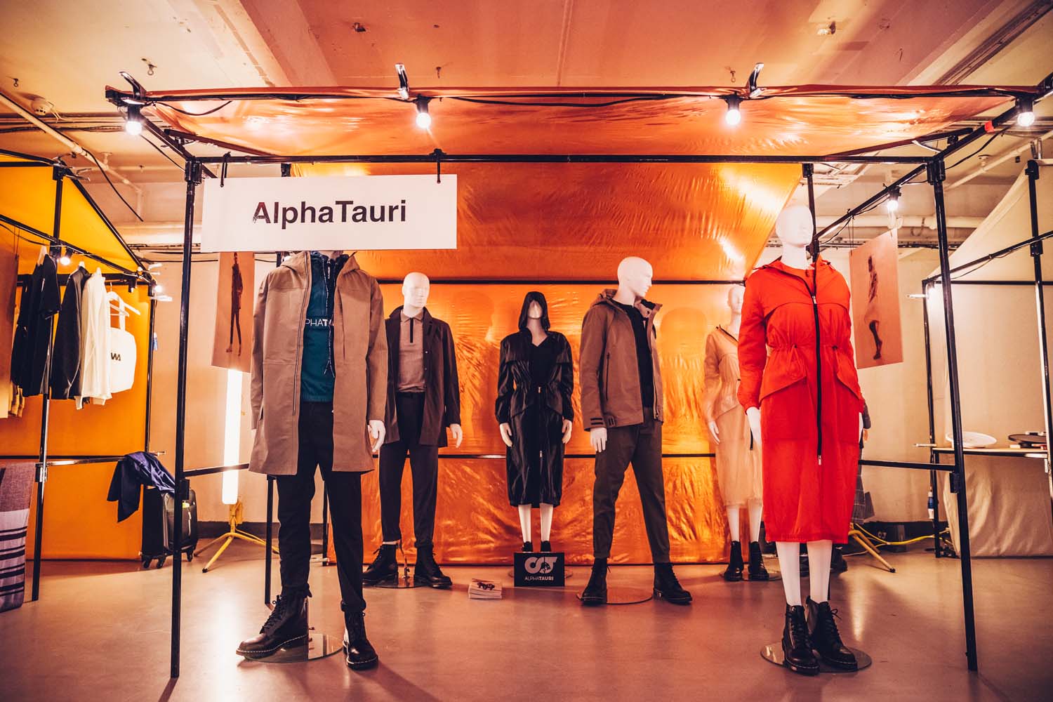 Exposure PR | Multibrand Showroom