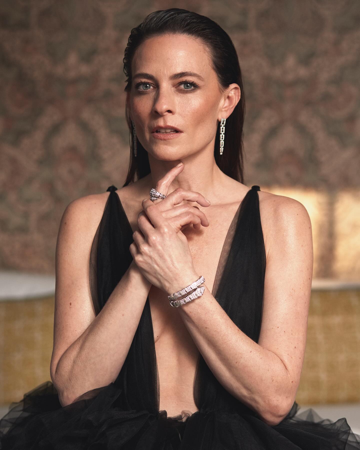 Lara Pulver | Mobland Press