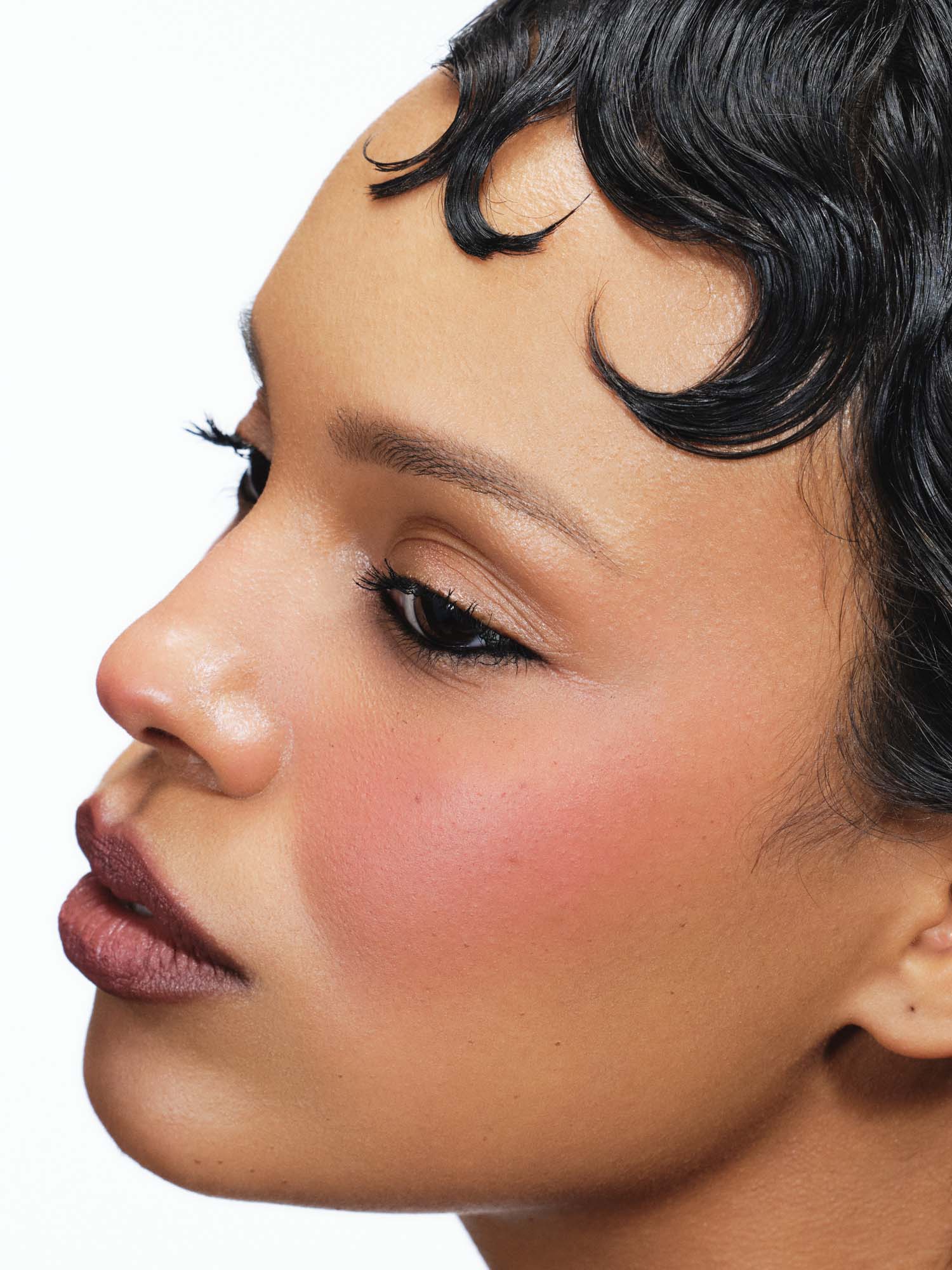 ELLE | Armani Special | Alisha Boe