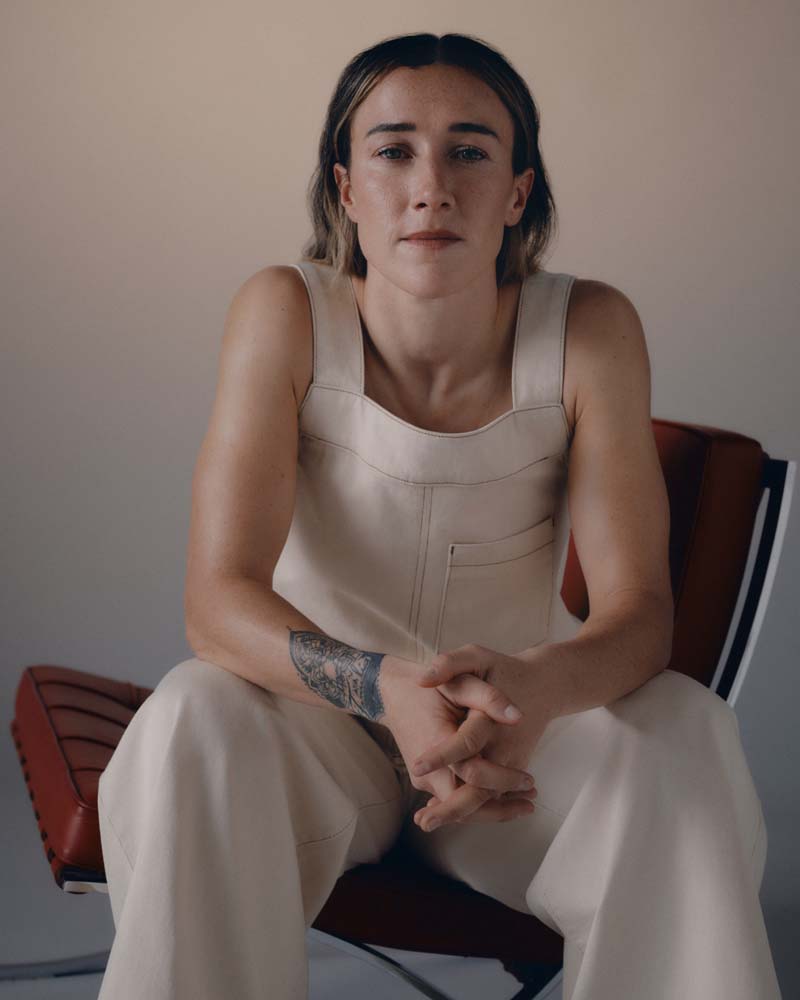 Aligne | Lucy Bronze