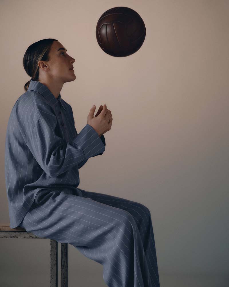Aligne | Lucy Bronze