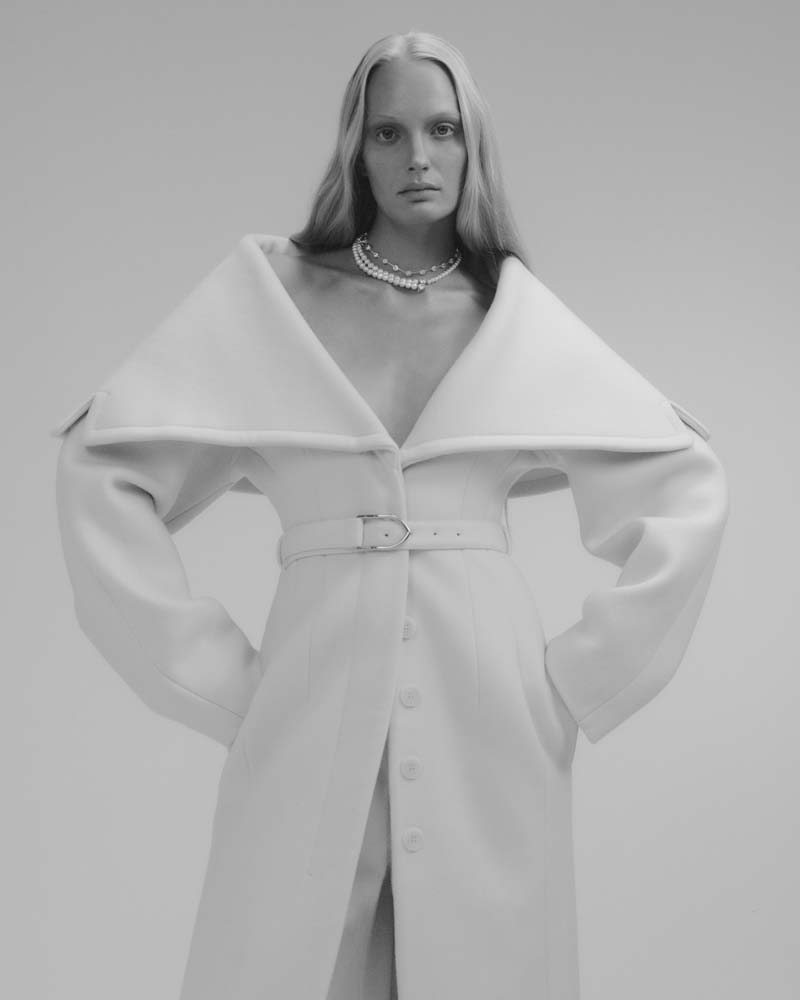 L’Officiel Singapore | Leni