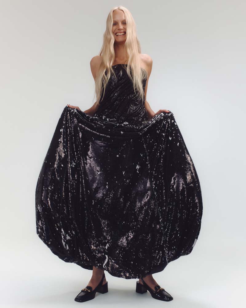 L’Officiel Singapore | Leni
